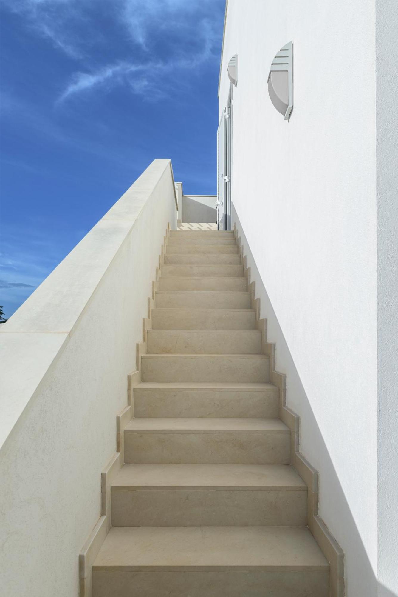 Dolcevitasuites - Modern 3 Bdr Villa In S. Lorenzo Reitani ภายนอก รูปภาพ